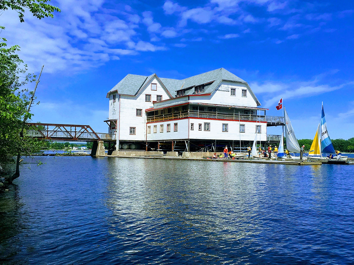 Reconnecting with the Ottawa River: An Historic Boathouse Revitalization